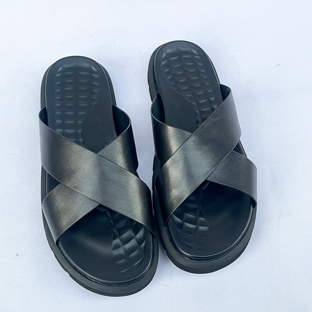 Meridian Quilted-Footbed Cross Leather Slide – Black