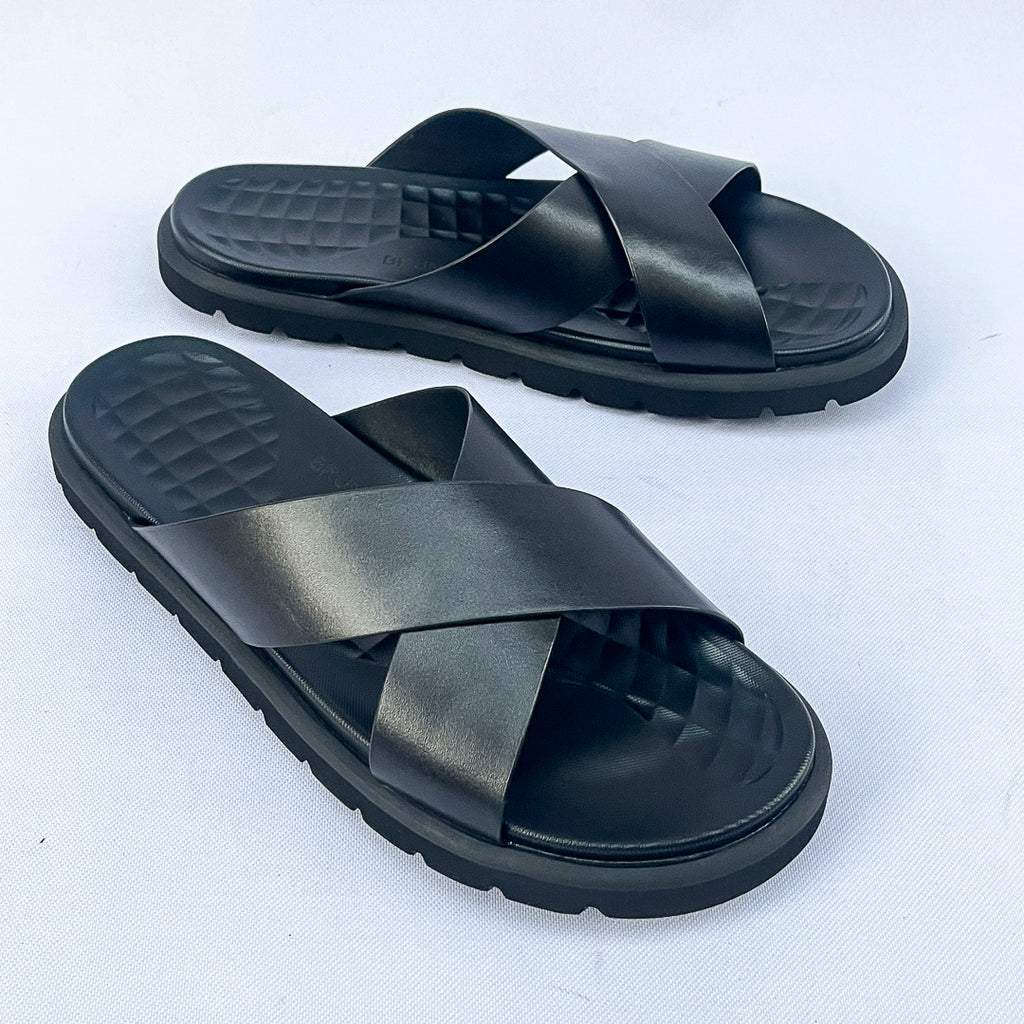 Meridian Quilted-Footbed Cross Leather Slide – Black