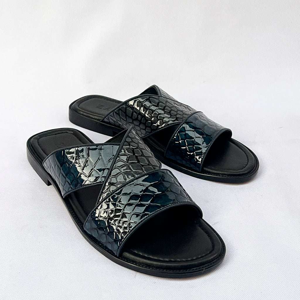 Cairo Croc-Print Cross Leather Slide – Black