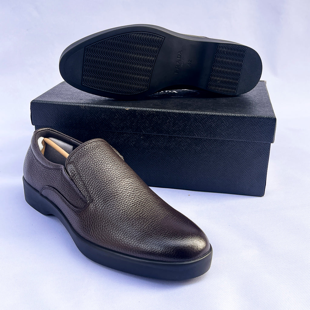 Heritage Grain Leather Slip-On Loafer – Dark Brown