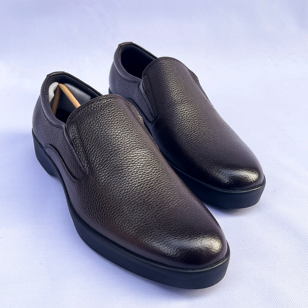 Heritage Grain Leather Slip-On Loafer – Dark Brown