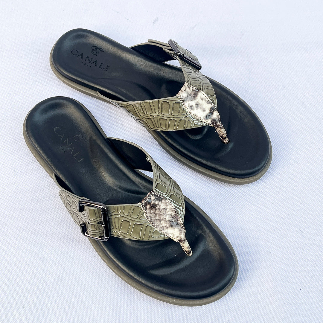 Palma Croc-Embossed Thong Sandal – Olive